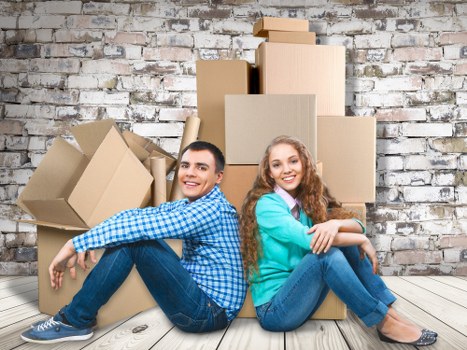 Local removals team managing a house move in Streatham
