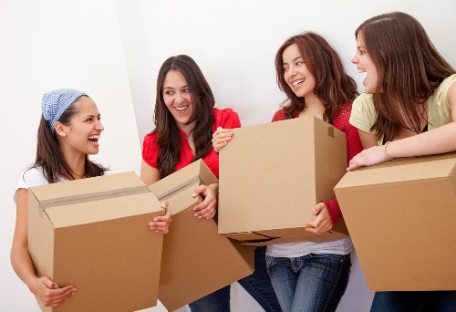 Professional van and driver service for flats and houses in Streatham