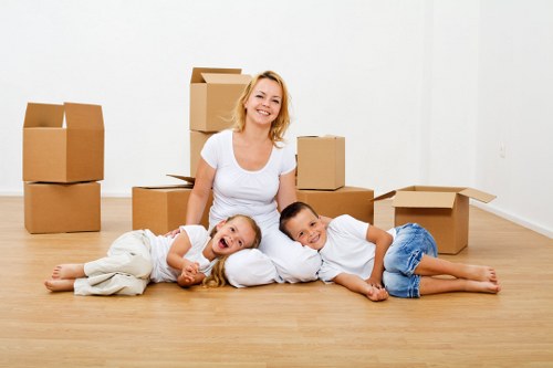 Local man and van in Streatham handling a home move